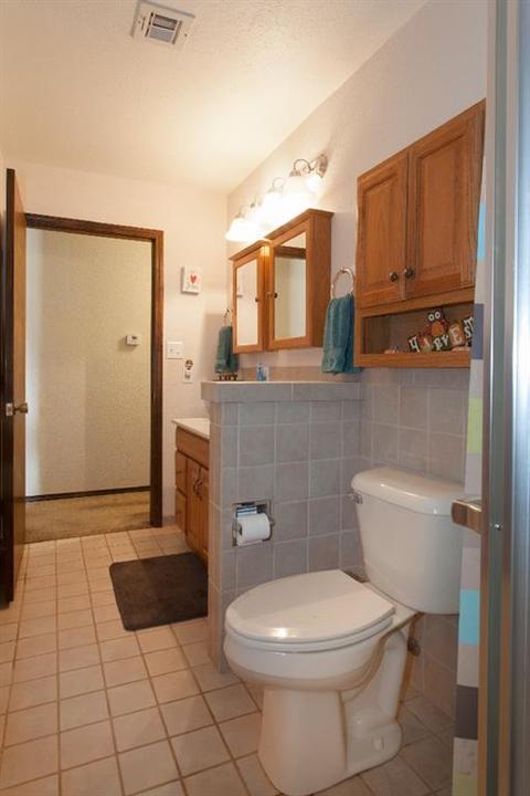 155 Regency, Clinton, OK 73601 photo 13