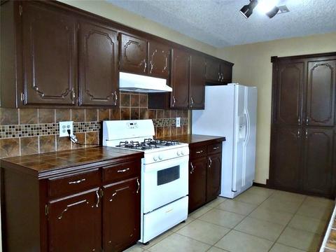 1405 Allyson Cir, Altus, OK 73521 photo 13