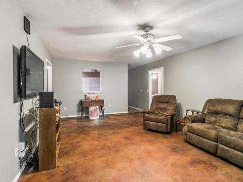 1005 N Gale Ave, Moore, OK 73160 photo 6
