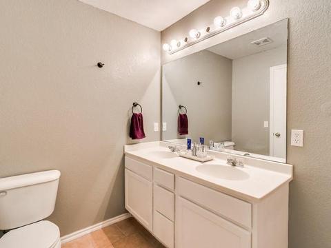 1005 N Gale Ave, Moore, OK 73160 photo 12