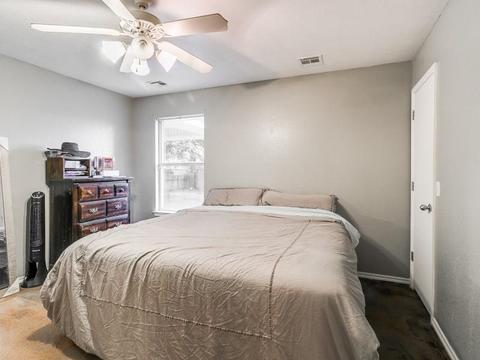 1005 N Gale Ave, Moore, OK 73160 photo 11