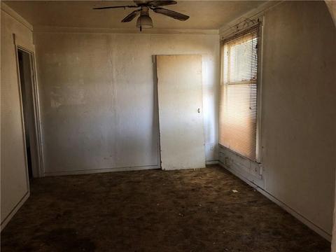 524 E Washington St, Crescent, OK 73028 photo 5