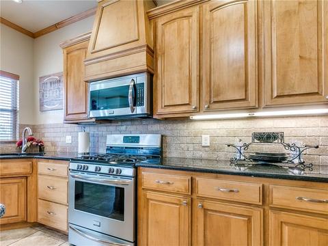 4526 Apple Estates Rd, Moore, OK 73160 photo 28