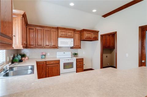 704 Meleah, Mcloud, OK 74851 photo 11