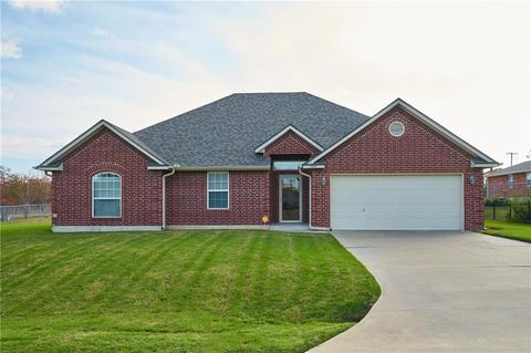 704 Meleah, Mcloud, OK 74851 photo 1