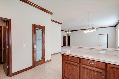 704 Meleah, Mcloud, OK 74851 photo 13