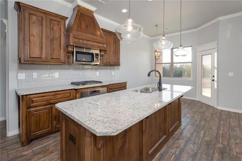 1920 NE 25th St, Moore, OK 73160 photo 7