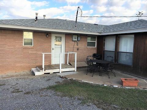 708 S, Carnegie, OK 73015 photo 4