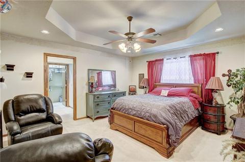 2037 Oak Dr, Moore, OK 73170 photo 25