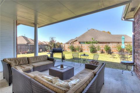2037 Oak Dr, Moore, OK 73170 photo 36