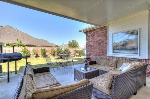 2037 Oak Dr, Moore, OK 73170 photo 32