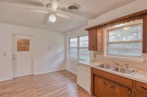 1517 Lakecrest, Norman, OK 73071 photo 12