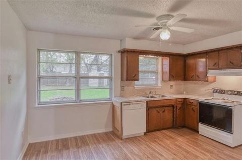 1517 Lakecrest, Norman, OK 73071 photo 9
