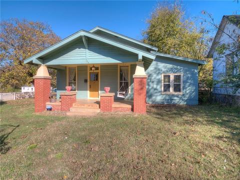 704 E Vilas Ave, Guthrie, OK 73044 photo 5