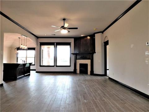 3436 Lakeside Dr, Moore, OK 73160 photo 3