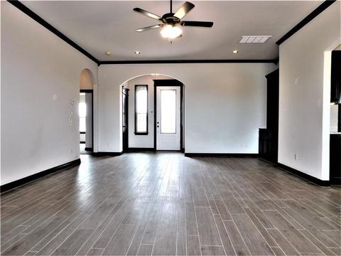 3436 Lakeside Dr, Moore, OK 73160 photo 4