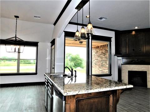 3436 Lakeside Dr, Moore, OK 73160 photo 9