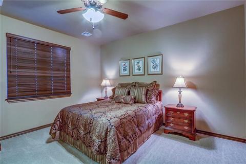 2817 Rustic Rd, Edmond, OK 73034 photo 29