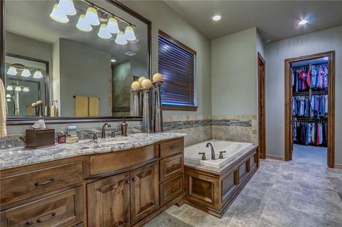 2817 Rustic Rd, Edmond, OK 73034 photo 19