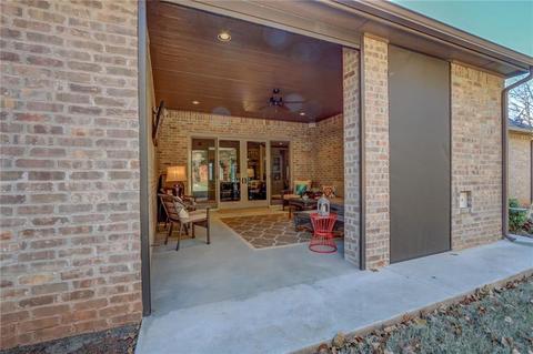 2817 Rustic Rd, Edmond, OK 73034 photo 17