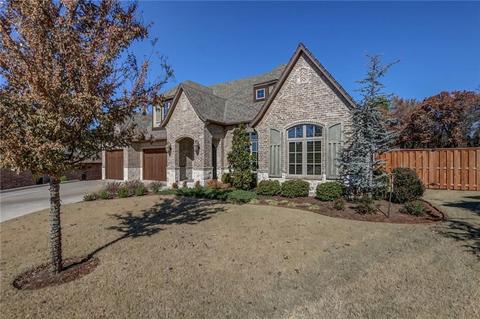 2817 Rustic Rd, Edmond, OK 73034 photo 2
