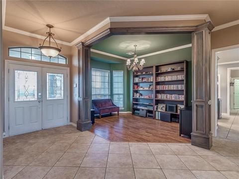 4301 Frontier Ln, Tuttle, OK 73089 photo 4