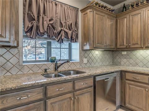4301 Frontier Ln, Tuttle, OK 73089 photo 11