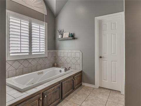 4301 Frontier Ln, Tuttle, OK 73089 photo 15