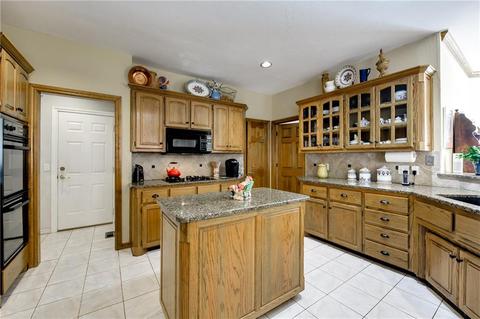 809 Fox Tail, Edmond, OK 73034 photo 12