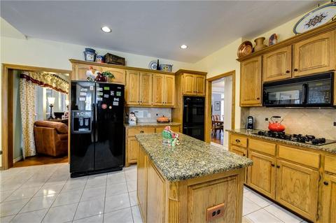 809 Fox Tail, Edmond, OK 73034 photo 13