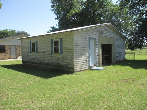 202 S S Pne, Erick, OK 73645 photo 17