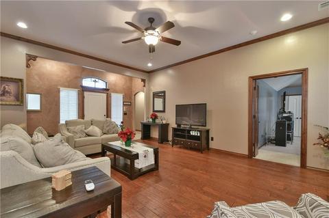 13609 Legacy Ct, Oklahoma City, OK 73170 photo 7