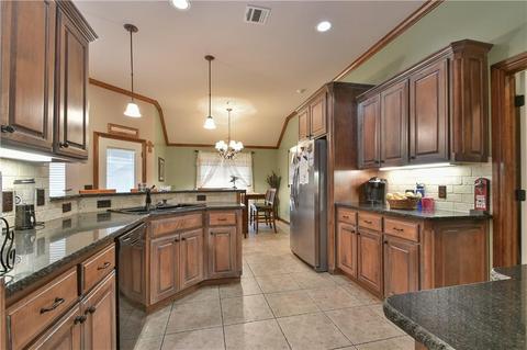 13609 Legacy Ct, Oklahoma City, OK 73170 photo 6