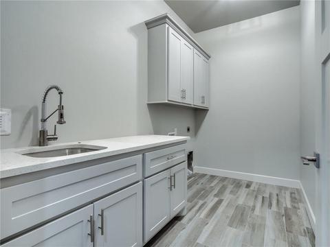 309 E 3rd St, Edmond, OK 73034 photo 22
