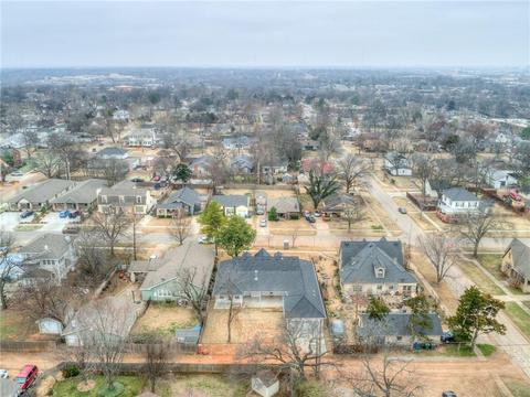 309 E 3rd St, Edmond, OK 73034 photo 32