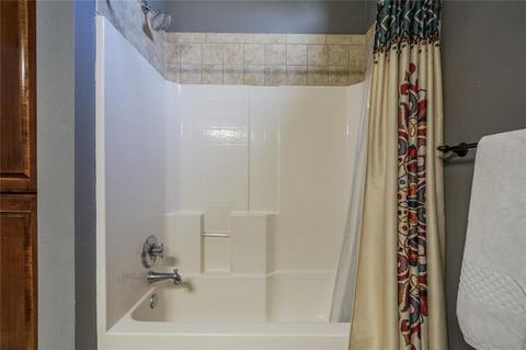 1301 Mead Cir, Moore, OK 73170 photo 23
