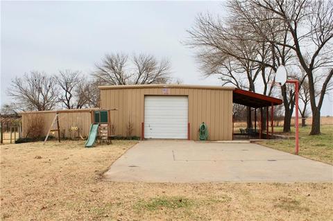9919 E Noble, Glencoe, OK 74032 photo 11