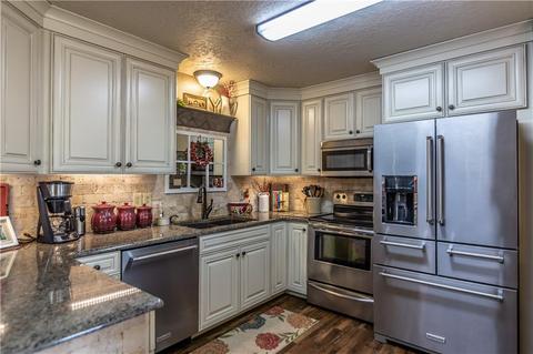 401 E Roh, Thomas, OK 73669 photo 12