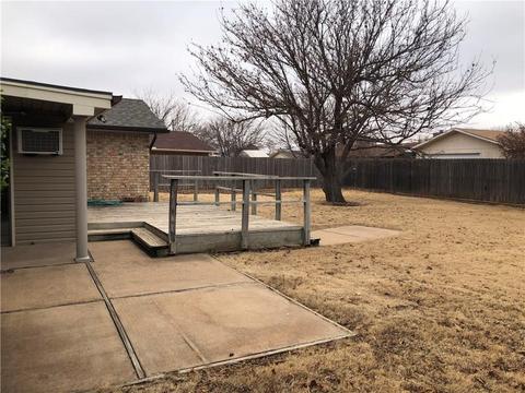 705 Canterbury, Altus, OK 73521 photo 20
