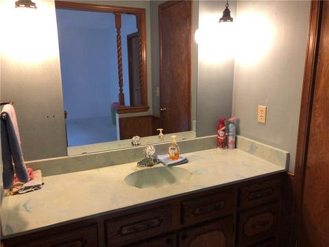705 Canterbury, Altus, OK 73521 photo 10