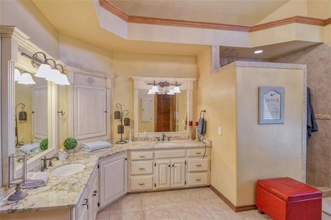 102 Christopher Dr, Chickasha, OK 73018 photo 11
