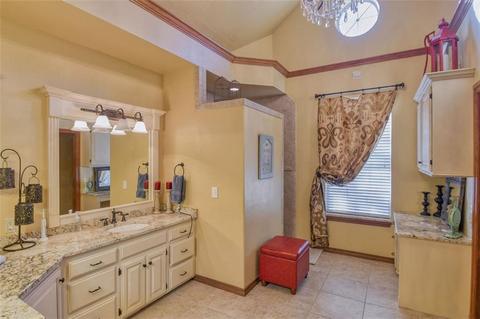 102 Christopher Dr, Chickasha, OK 73018 photo 12
