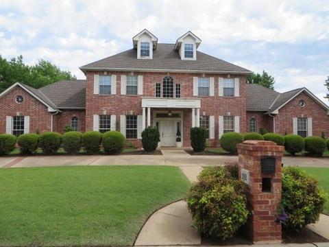 102 Christopher Dr, Chickasha, OK 73018 photo 1
