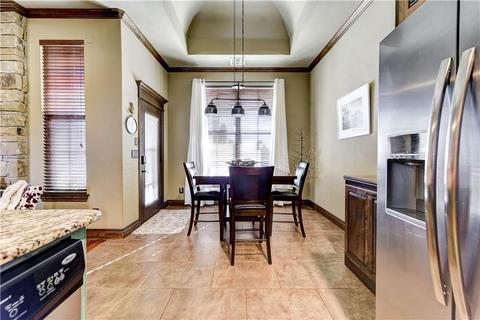 608 E Amelia Ter, Mustang, OK 73064 photo 14