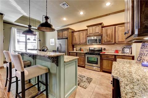 608 E Amelia Ter, Mustang, OK 73064 photo 13