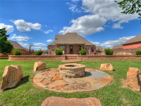 608 E Amelia Ter, Mustang, OK 73064 photo 27