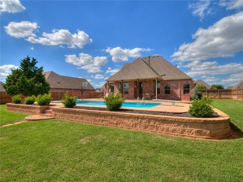608 E Amelia Ter, Mustang, OK 73064 photo 26