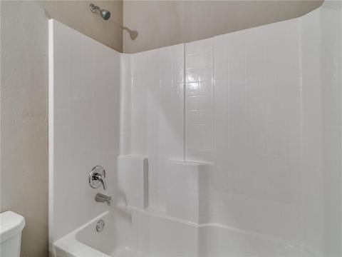 2109 Bosc Dr, Newcastle, OK 73065 photo 9