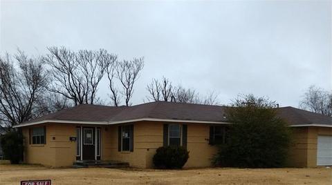804 E Sycamore, Altus, OK 73521 photo 1