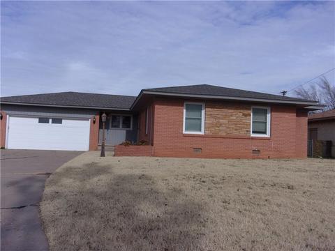 125 Cameron, Altus, OK 73521 photo 3